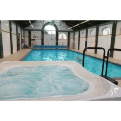 Spa Carré 7 Places à Débordement - Origin Spa -BOOSPA BOUTIQUE spa a debordement 7 places riverflow 2