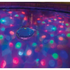 Underwater Light Show -BOOSPA BOUTIQUE underwater light show 2